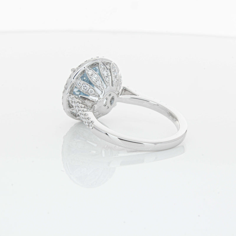 18ct White Gold 6.38ct Aquamarine & Diamond Sierra Ring-Ring-Walker & Hall