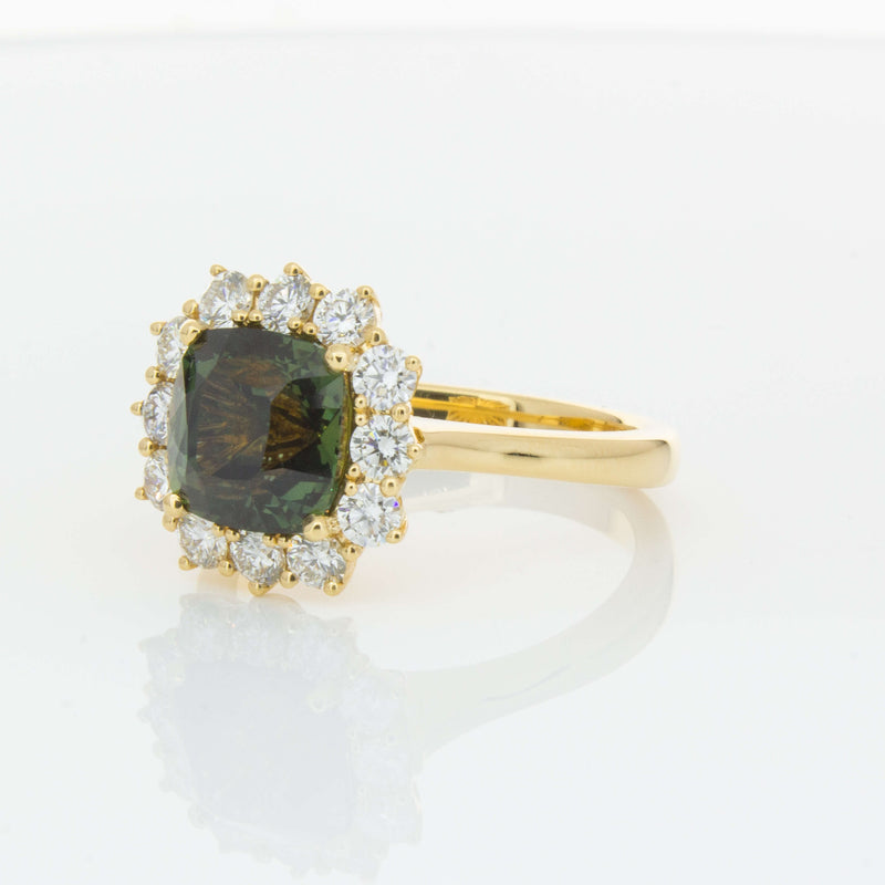 18ct Yellow Gold 3.56ct Green Sapphire & Diamond Belle Ring-Ring-Walker & Hall