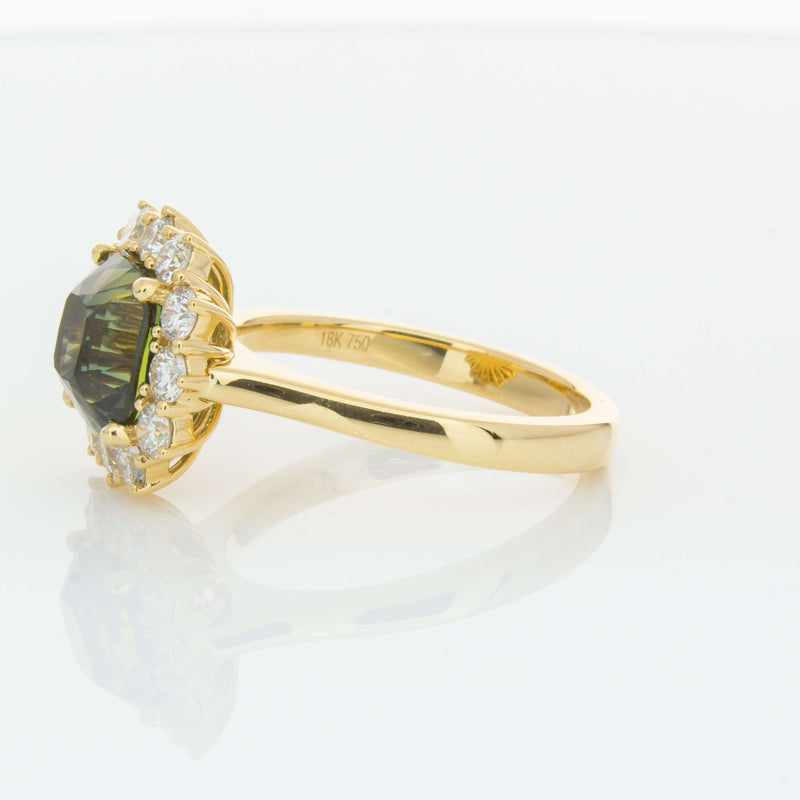 18ct Yellow Gold 3.56ct Green Sapphire & Diamond Belle Ring-Ring-Walker & Hall
