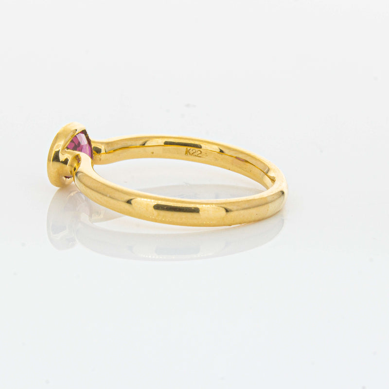 Deja Vu 22ct Yellow Gold 1.07ct Ruby Ring-Ring-Walker & Hall
