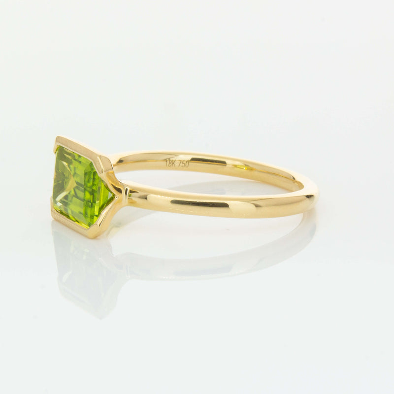 18ct Yellow Gold Peridot Elle Ring-Ring-Walker & Hall