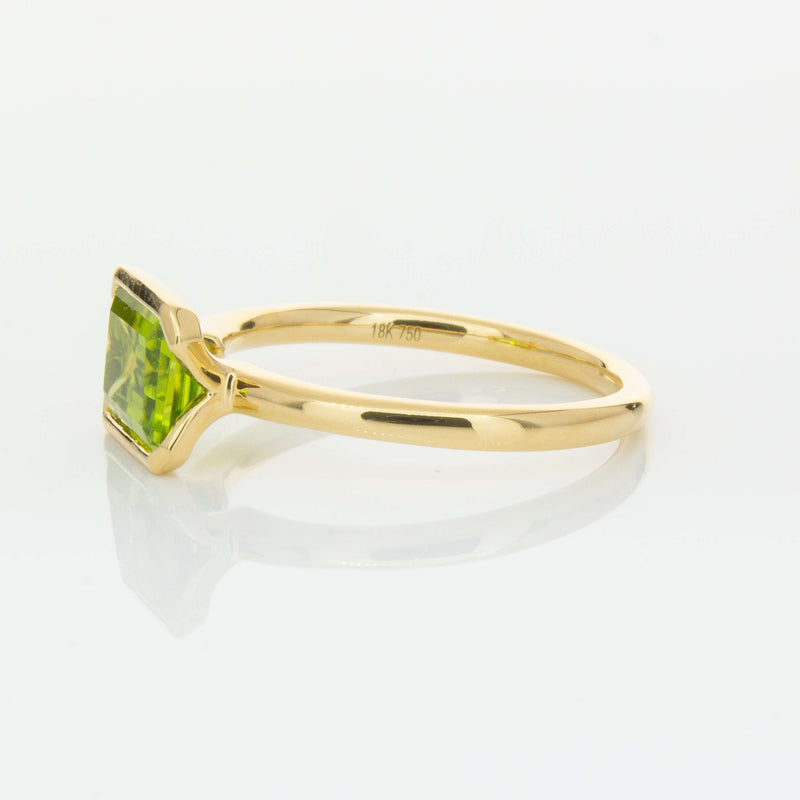 18ct Yellow Gold Peridot Elle Ring-Ring-Walker & Hall