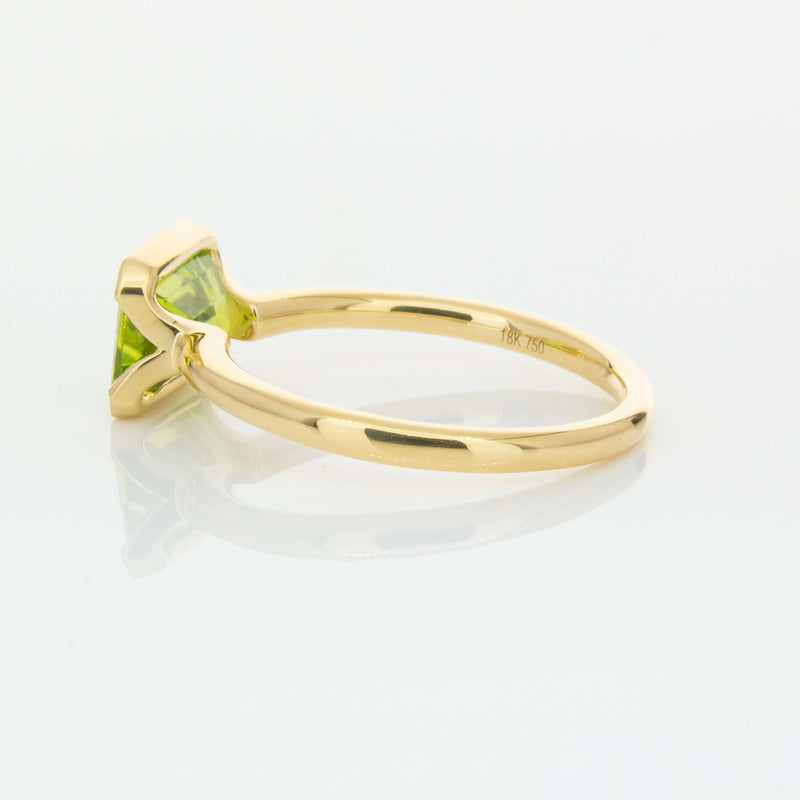 18ct Yellow Gold Peridot Elle Ring-Ring-Walker & Hall