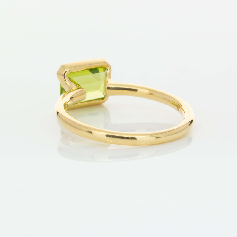 18ct Yellow Gold Peridot Elle Ring-Ring-Walker & Hall
