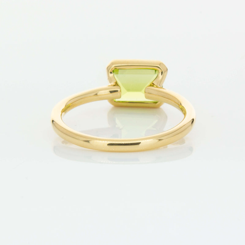 18ct Yellow Gold Peridot Elle Ring-Ring-Walker & Hall