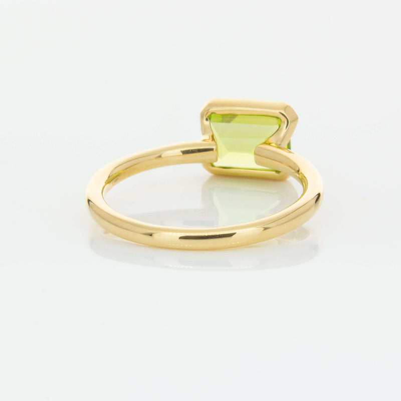 18ct Yellow Gold Peridot Elle Ring-Ring-Walker & Hall