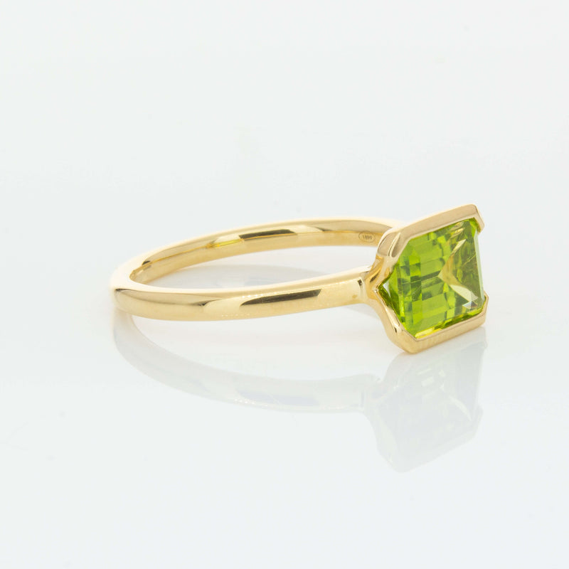 18ct Yellow Gold Peridot Elle Ring-Ring-Walker & Hall