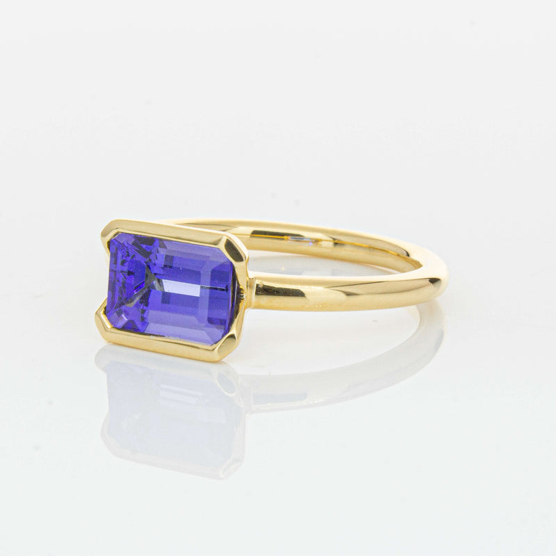 18ct Yellow Gold Tanzanite Elle Ring-Ring-Walker & Hall