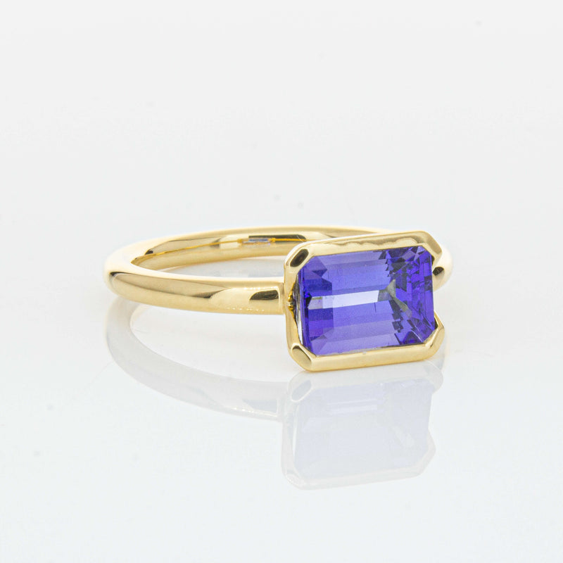 18ct Yellow Gold Tanzanite Elle Ring-Ring-Walker & Hall