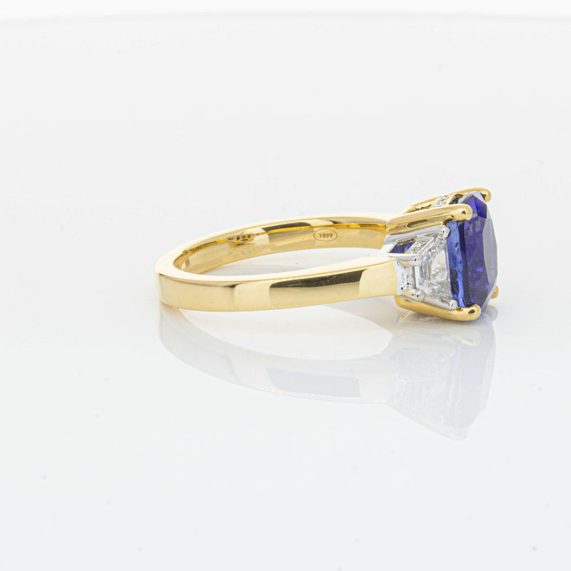 18ct Yellow Gold 3.90ct Sapphire & Diamond Ring-Ring-Walker & Hall