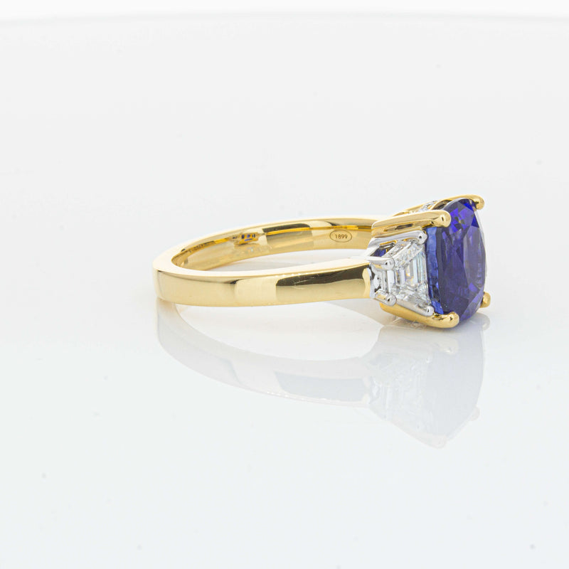 18ct Yellow Gold 3.90ct Sapphire & Diamond Ring-Ring-Walker & Hall