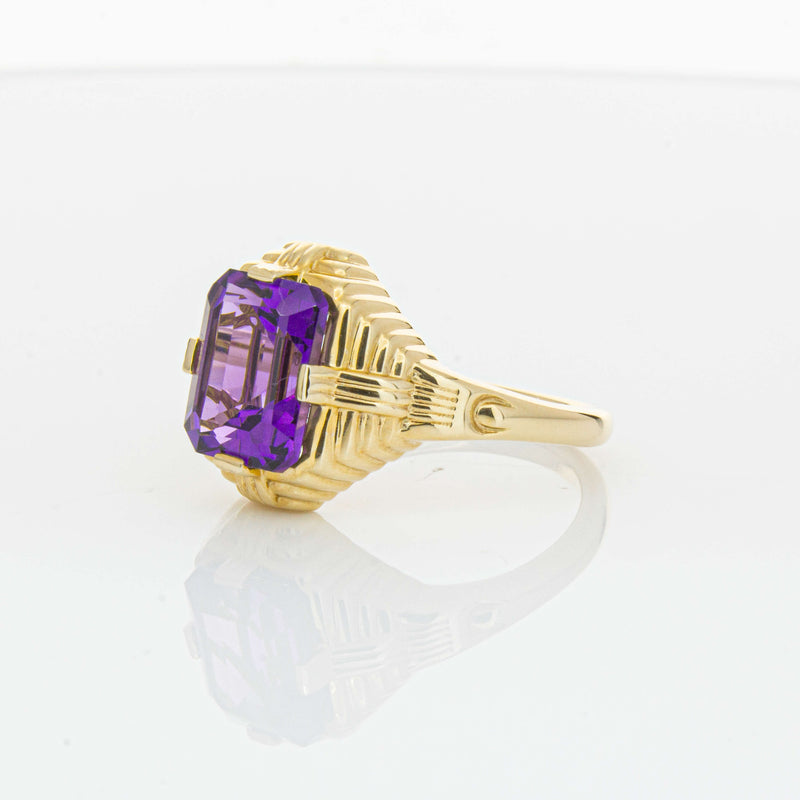 14ct Yellow Gold 2.40ct Amethyst Nile Ring-Ring-Walker & Hall