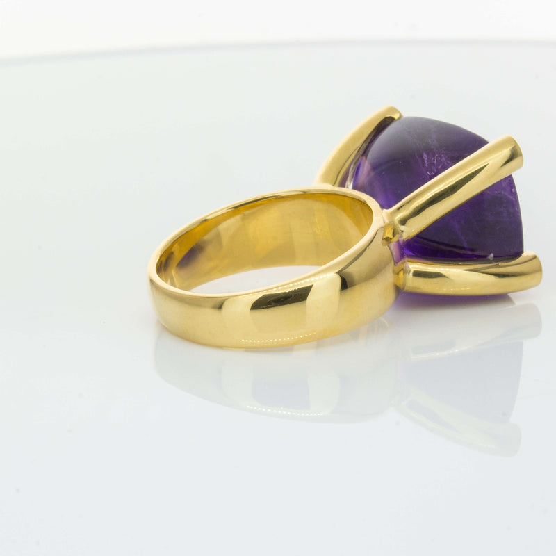 Deja Vu 18ct Yellow Gold 17.52ct Amethyst Ring-Ring-Walker & Hall