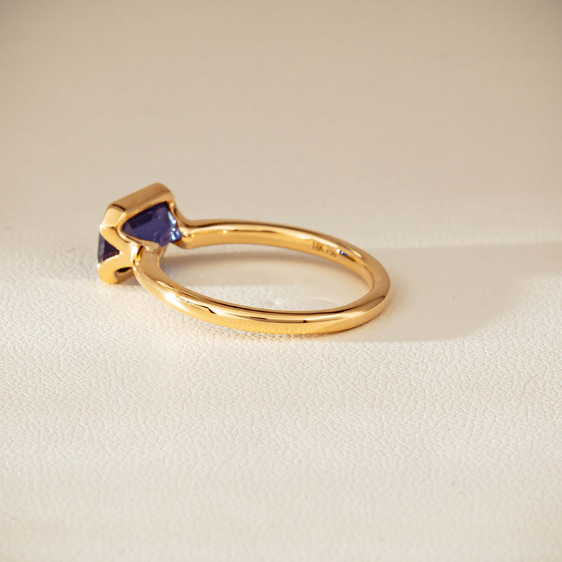 18ct Yellow Gold 2.11ct Sapphire Elle Ring-Ring-Walker & Hall