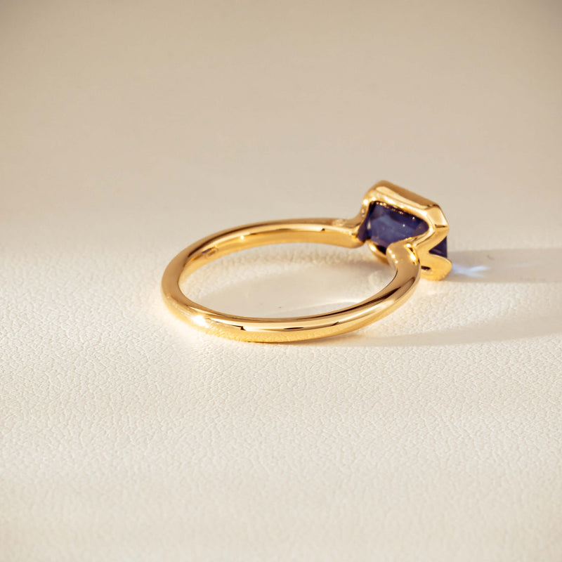 18ct Yellow Gold 2.11ct Sapphire Elle Ring-Ring-Walker & Hall