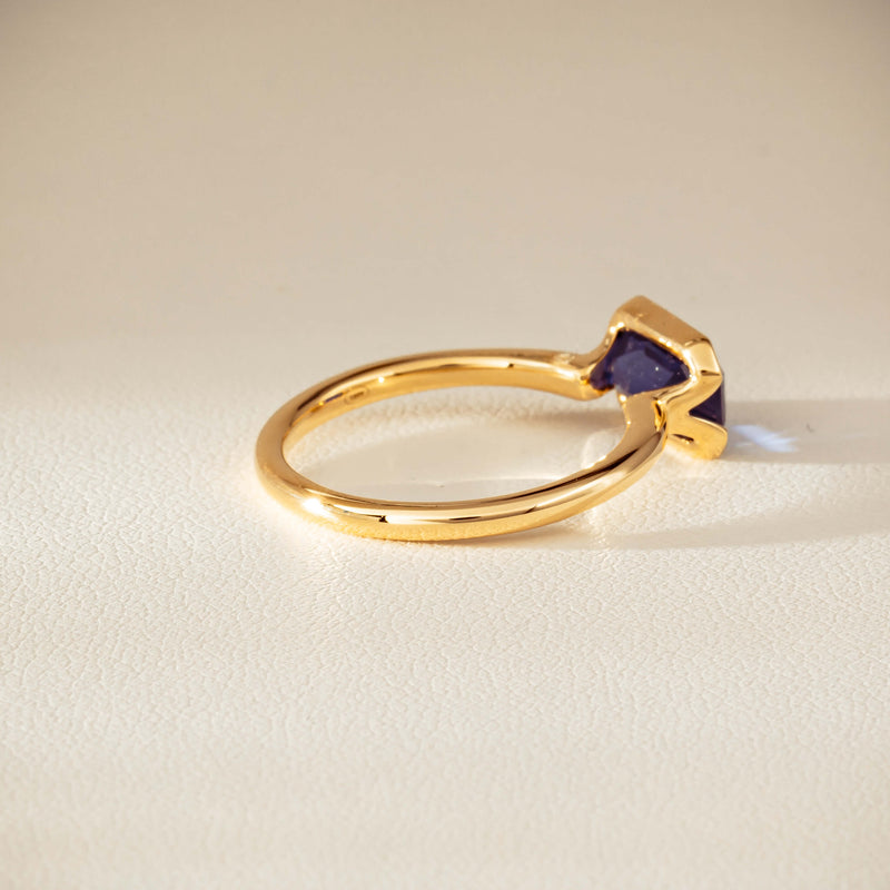 18ct Yellow Gold 2.11ct Sapphire Elle Ring-Ring-Walker & Hall