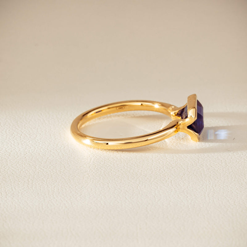 18ct Yellow Gold 2.11ct Sapphire Elle Ring-Ring-Walker & Hall