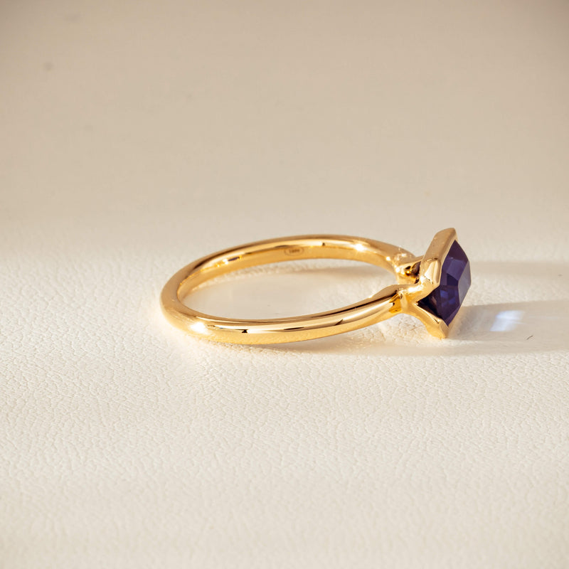 18ct Yellow Gold 2.11ct Sapphire Elle Ring-Ring-Walker & Hall