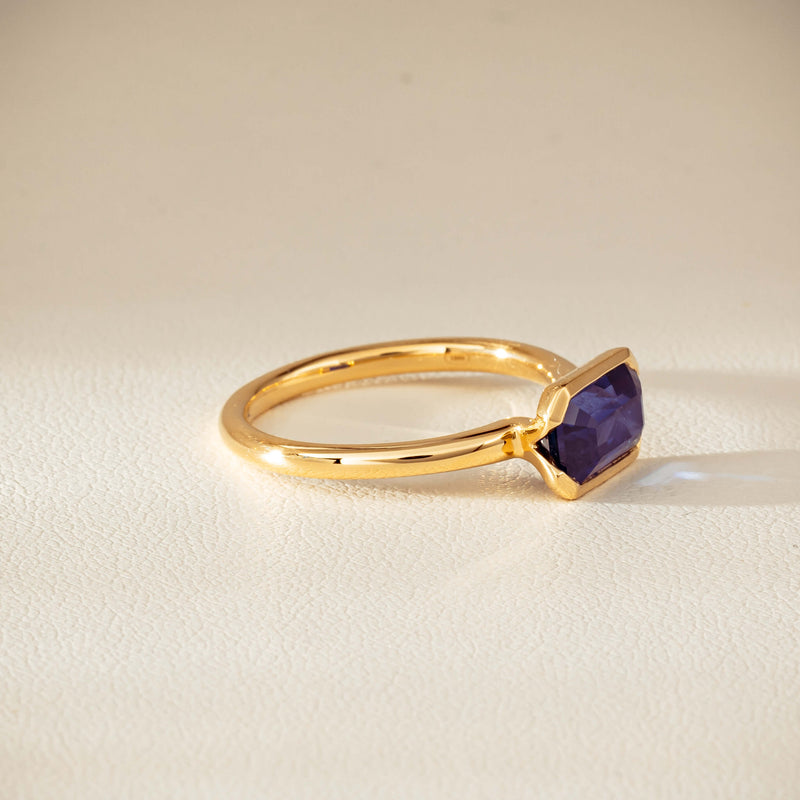 18ct Yellow Gold 2.11ct Sapphire Elle Ring-Ring-Walker & Hall