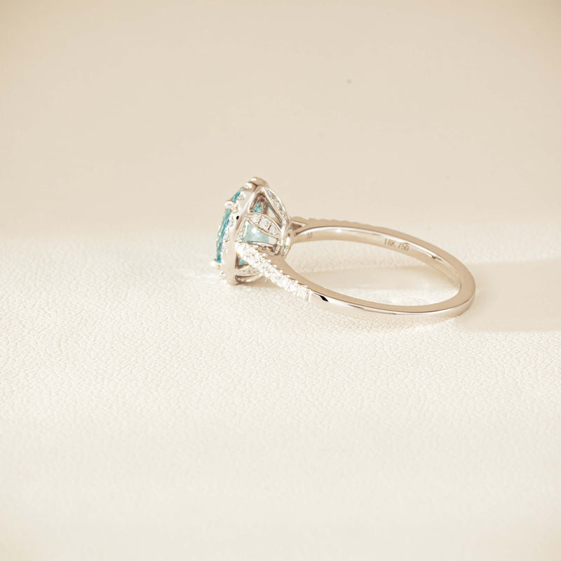 18ct White Gold 1.26ct Aquamarine & Diamond Sierra Ring - Ring - Walker & Hall