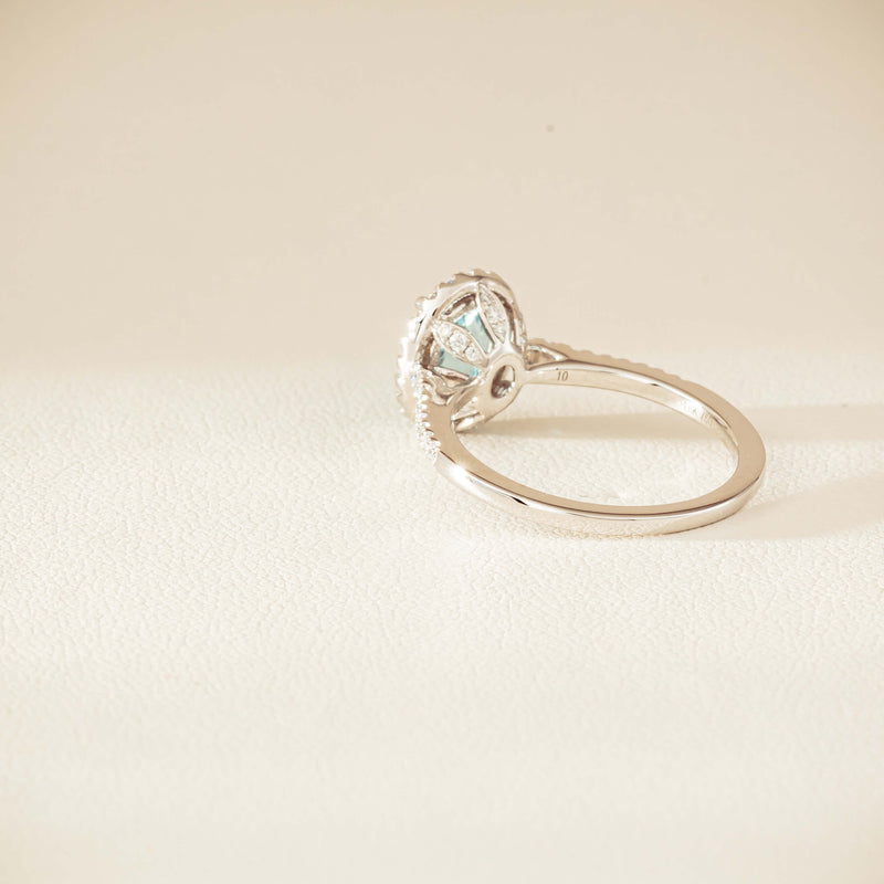 18ct White Gold 1.26ct Aquamarine & Diamond Sierra Ring - Ring - Walker & Hall
