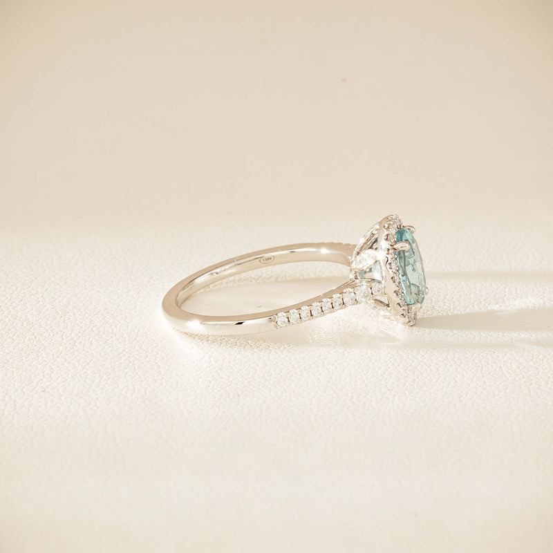 18ct White Gold 1.26ct Aquamarine & Diamond Sierra Ring - Ring - Walker & Hall