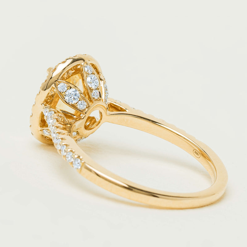 18ct Yellow Gold 2.10ct Golden Sapphire & Diamond Sierra Ring - Ring - Walker & Hall