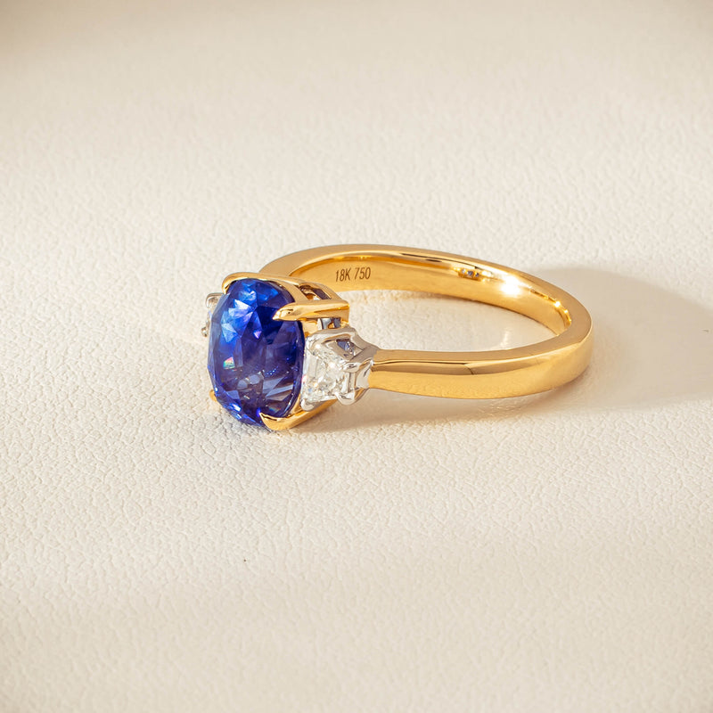 18ct Yellow Gold 4.00ct Sapphire & Diamond Ring - Ring - Walker & Hall