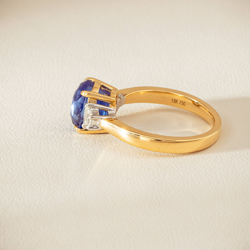 18ct Yellow Gold 4.00ct Sapphire & Diamond Ring - Ring - Walker & Hall