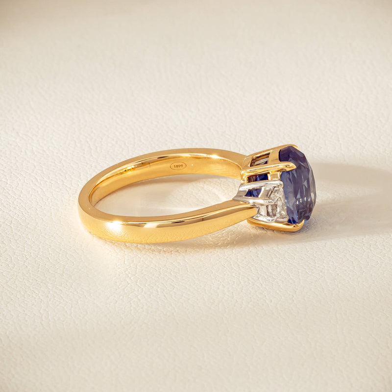 18ct Yellow Gold 4.00ct Sapphire & Diamond Ring - Ring - Walker & Hall