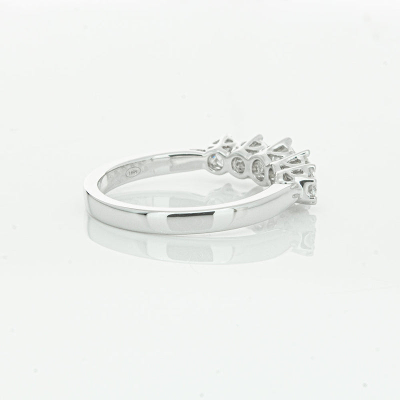 18ct White Gold .86ct Diamond Monarch Ring-Ring-Walker & Hall