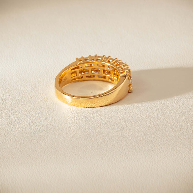 18ct Yellow Gold 1.05ct Diamond Pave-Set Ring - Ring - Walker & Hall