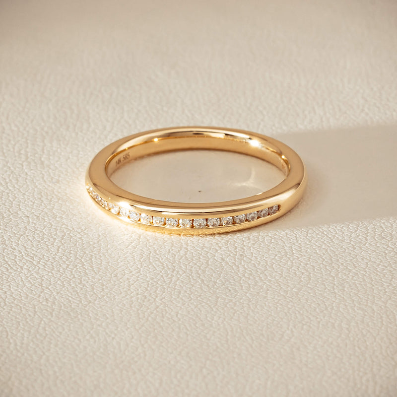 14ct Yellow Gold Diamond Vida Band - Ring - Walker & Hall