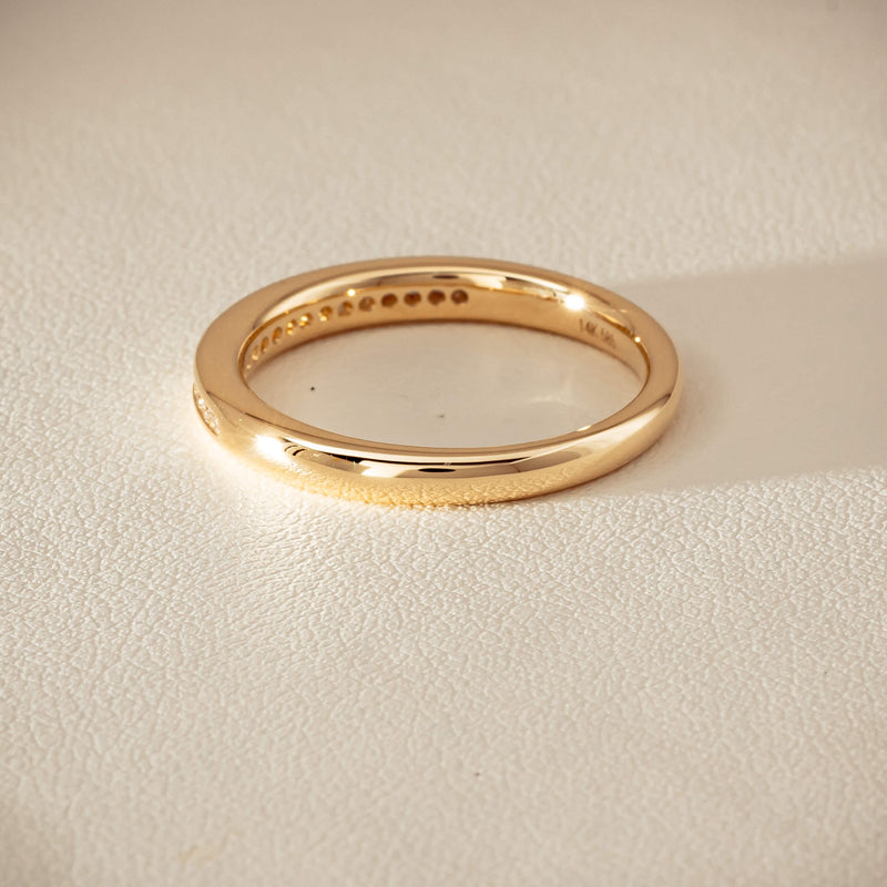 14ct Yellow Gold Diamond Vida Band - Ring - Walker & Hall