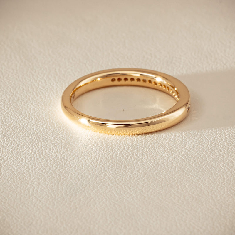 14ct Yellow Gold Diamond Vida Band - Ring - Walker & Hall
