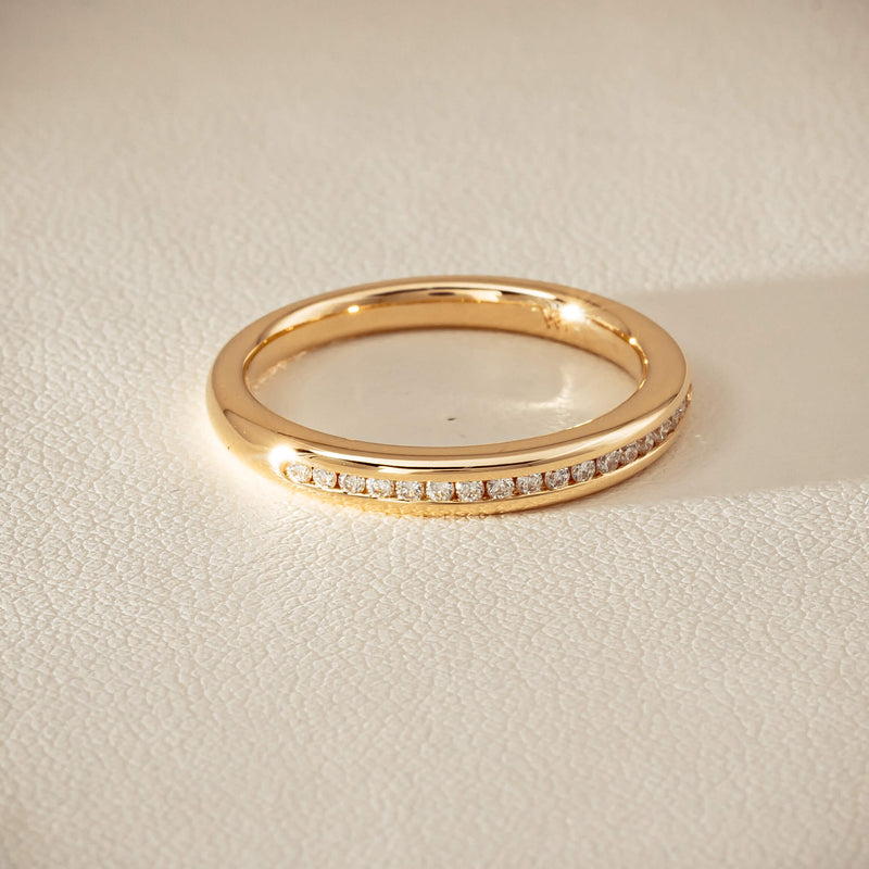 14ct Yellow Gold Diamond Vida Band - Ring - Walker & Hall