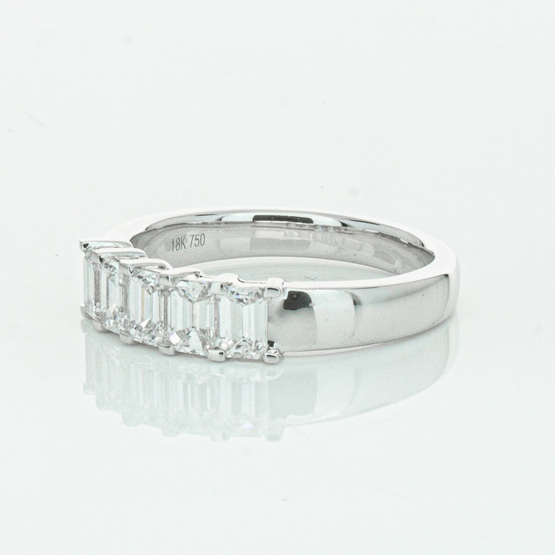 18ct White Gold Emerald Cut Diamond Asra Ring-Ring-Walker & Hall