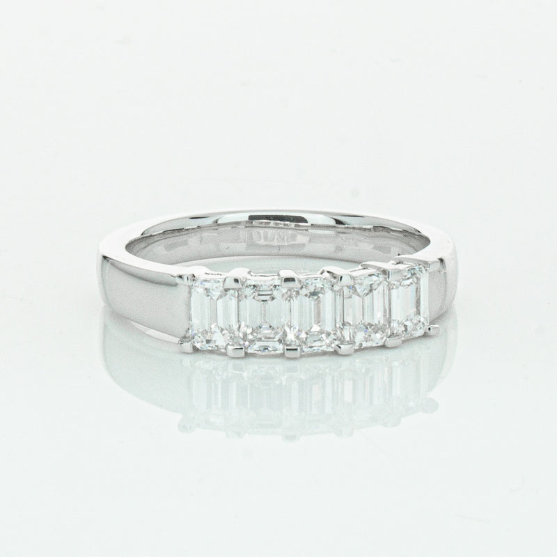 18ct White Gold Emerald Cut Diamond Asra Ring-Ring-Walker & Hall