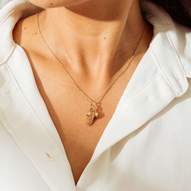 Deja Vu 9ct Yellow Gold Genie Lamp Charm - Necklace - Walker & Hall