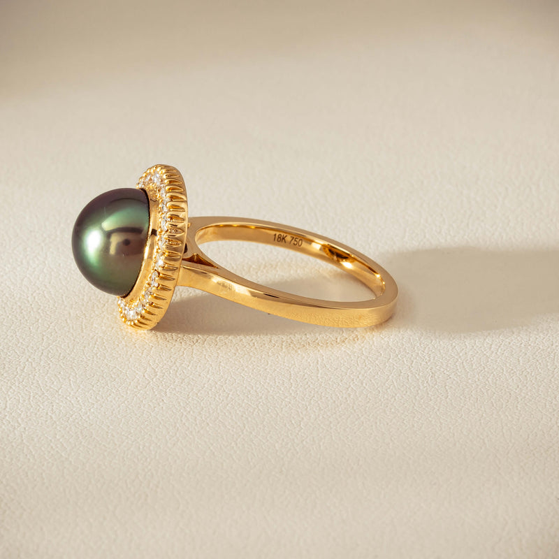 18ct Yellow Gold 10mm Tahitian Pearl & Diamond Daisy Ring - Ring - Walker & Hall