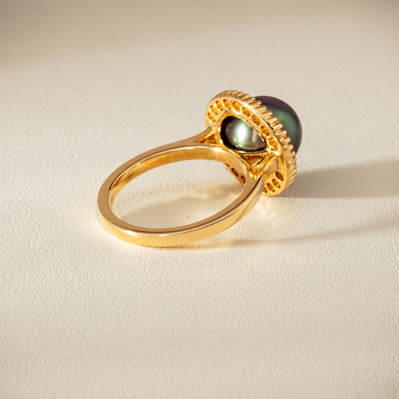 18ct Yellow Gold 10mm Tahitian Pearl & Diamond Daisy Ring - Ring - Walker & Hall