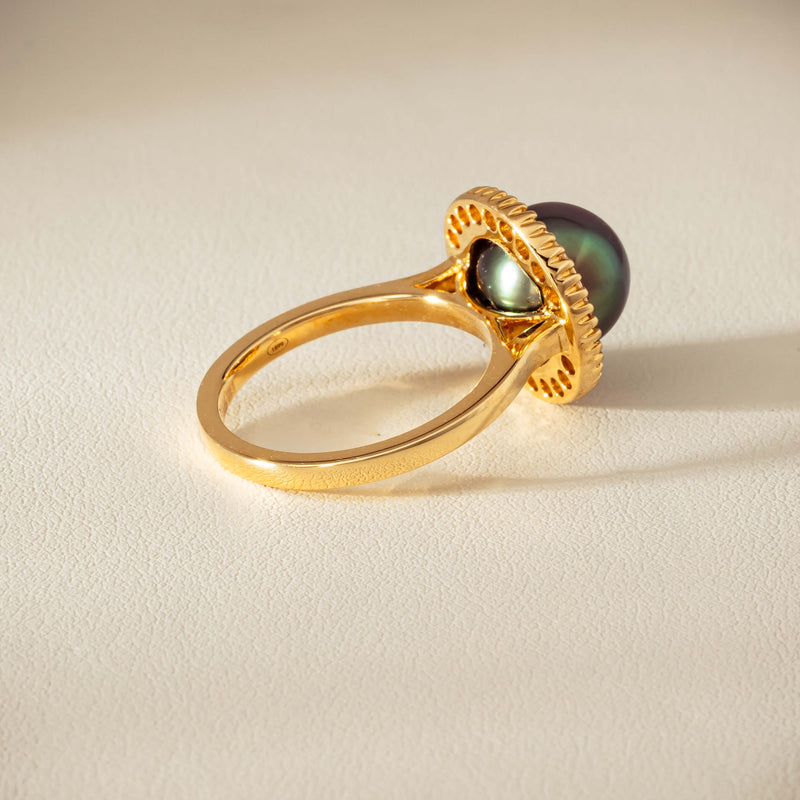 18ct Yellow Gold 10mm Tahitian Pearl & Diamond Daisy Ring - Ring - Walker & Hall