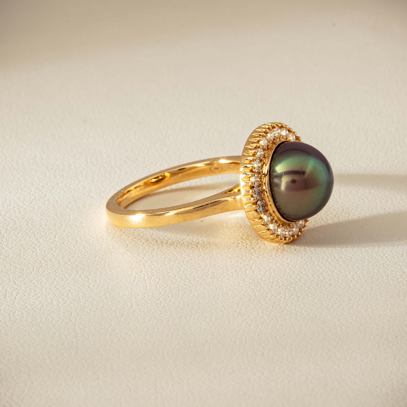 18ct Yellow Gold 10mm Tahitian Pearl & Diamond Daisy Ring - Ring - Walker & Hall