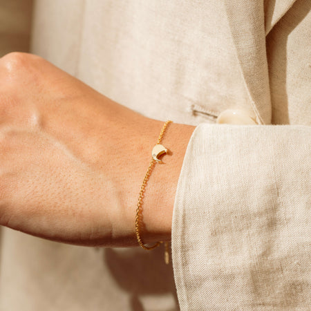 9ct Yellow Gold Noted Diamond Kiwi Bracelet (Charm + Chain) - Bracelet - Walker & Hall