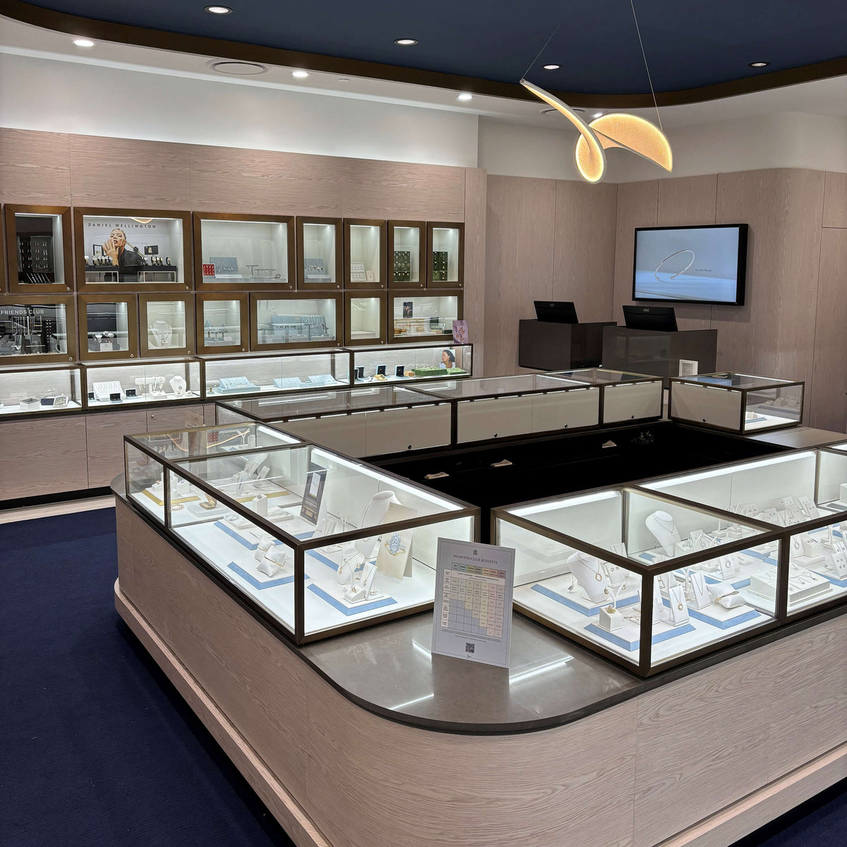 chch - Walker & Hall