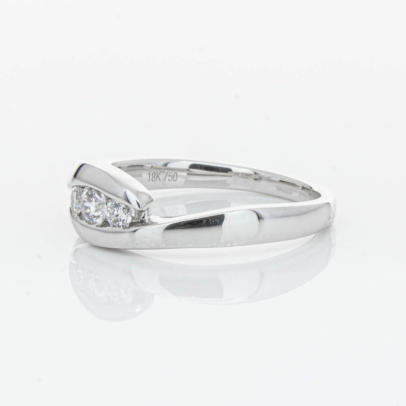 18ct White Gold Diamond Solstice Ring-Ring-Walker & Hall