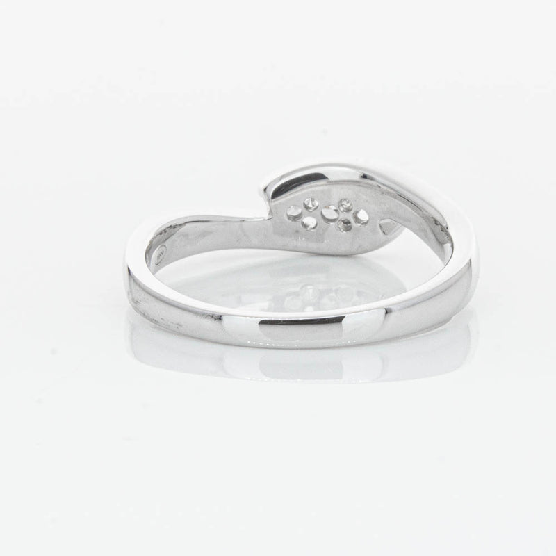 18ct White Gold Diamond Solstice Ring-Ring-Walker & Hall