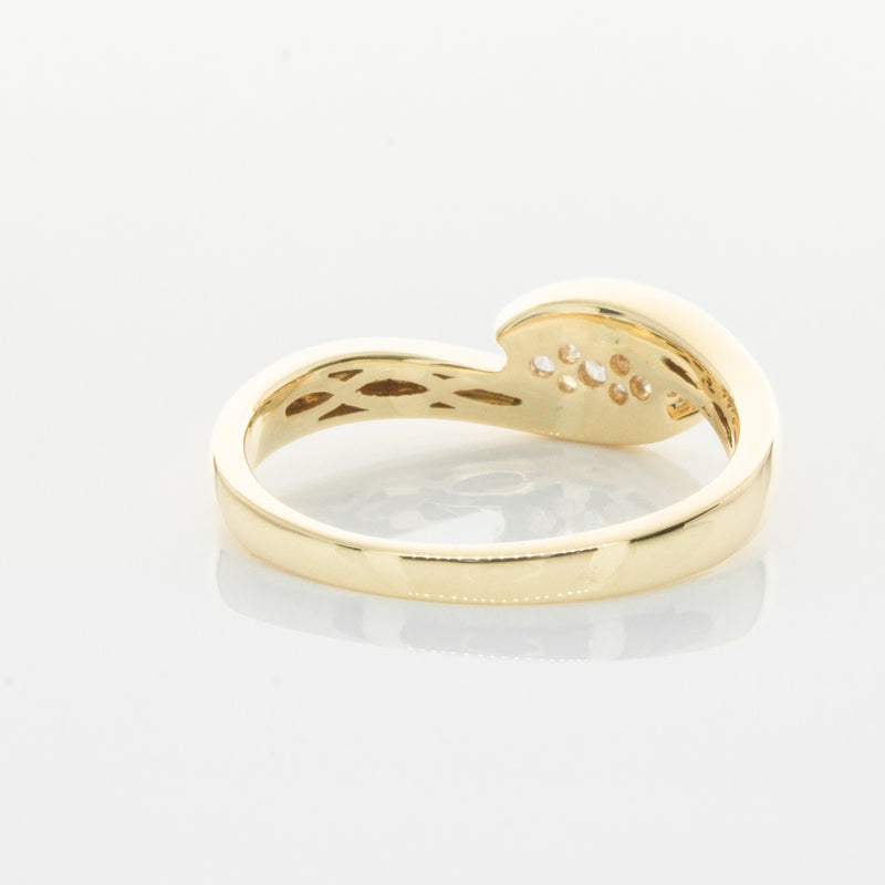 18ct Yellow Gold Diamond Solstice Ring-Ring-Walker & Hall