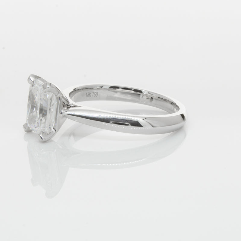 18ct White Gold Radiant Cut Diamond Venetian Ring-Ring-Walker & Hall