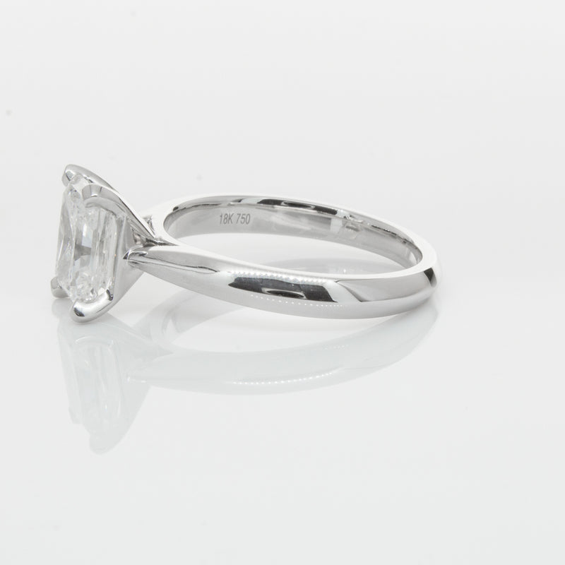 18ct White Gold Radiant Cut Diamond Venetian Ring-Ring-Walker & Hall